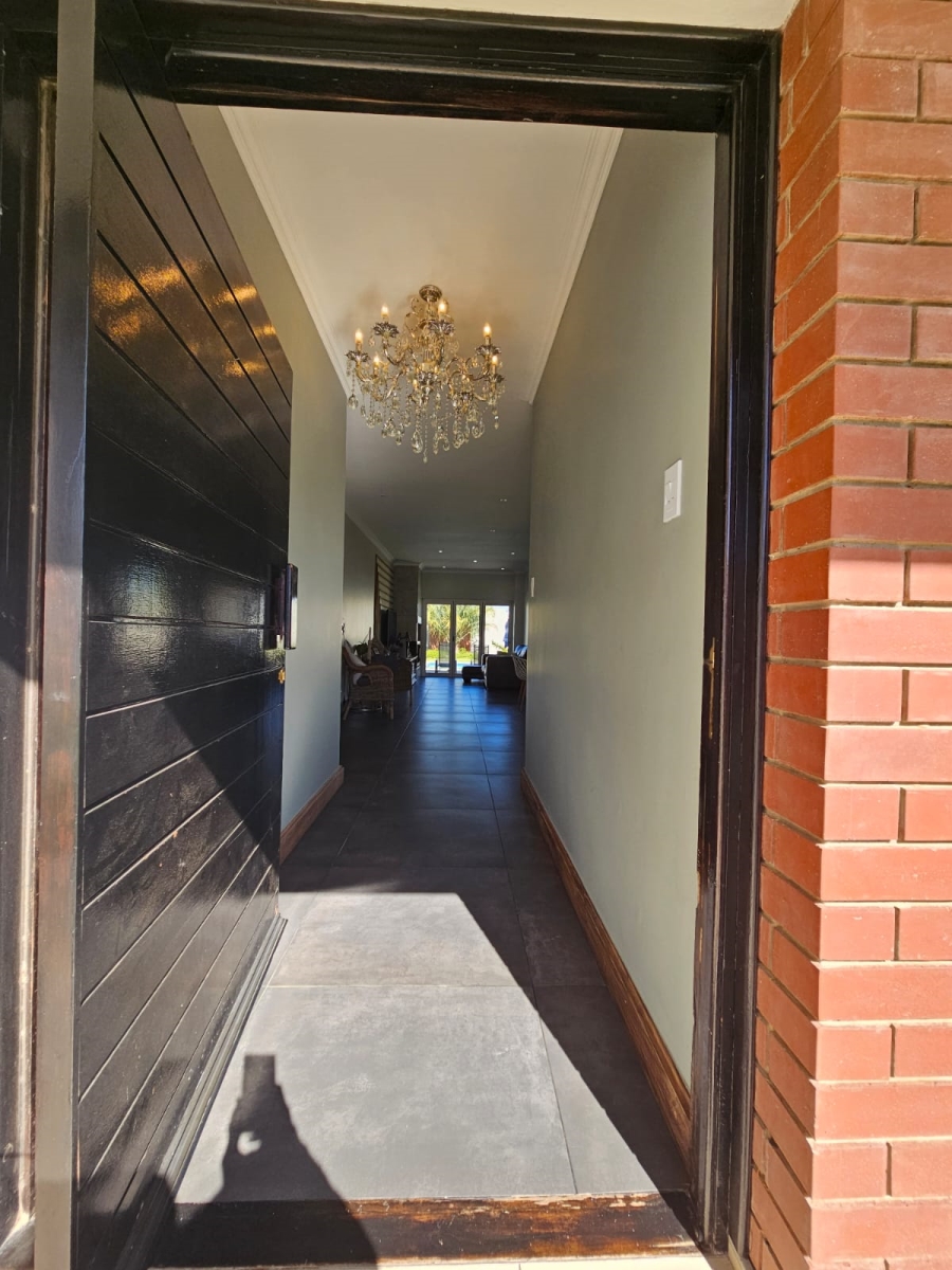 5 Bedroom Property for Sale in St Helena Free State